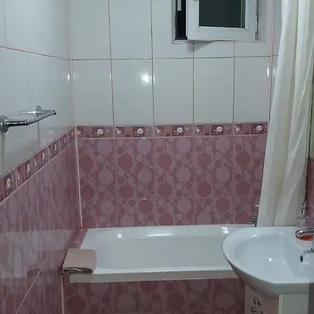 Happy Old City Apartment